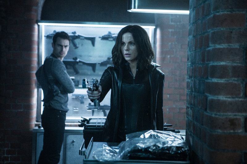 Underworld: Blood Wars Selene Gun Whut